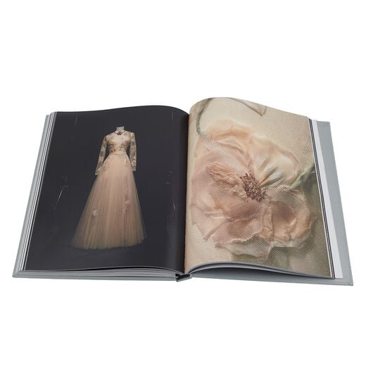 Christian Dior - official exhibition book